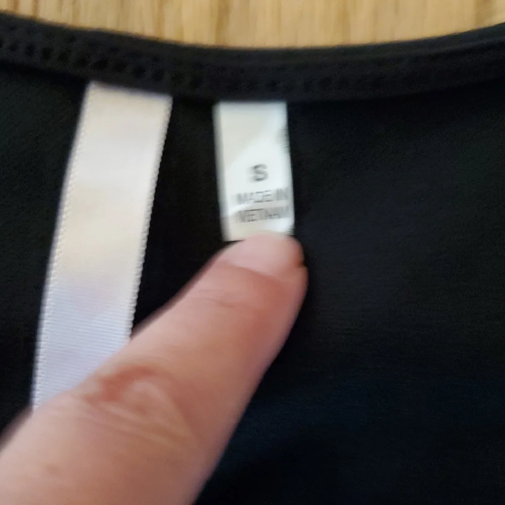 Source Unknown Black Mini Dress - Picture 9 of 10